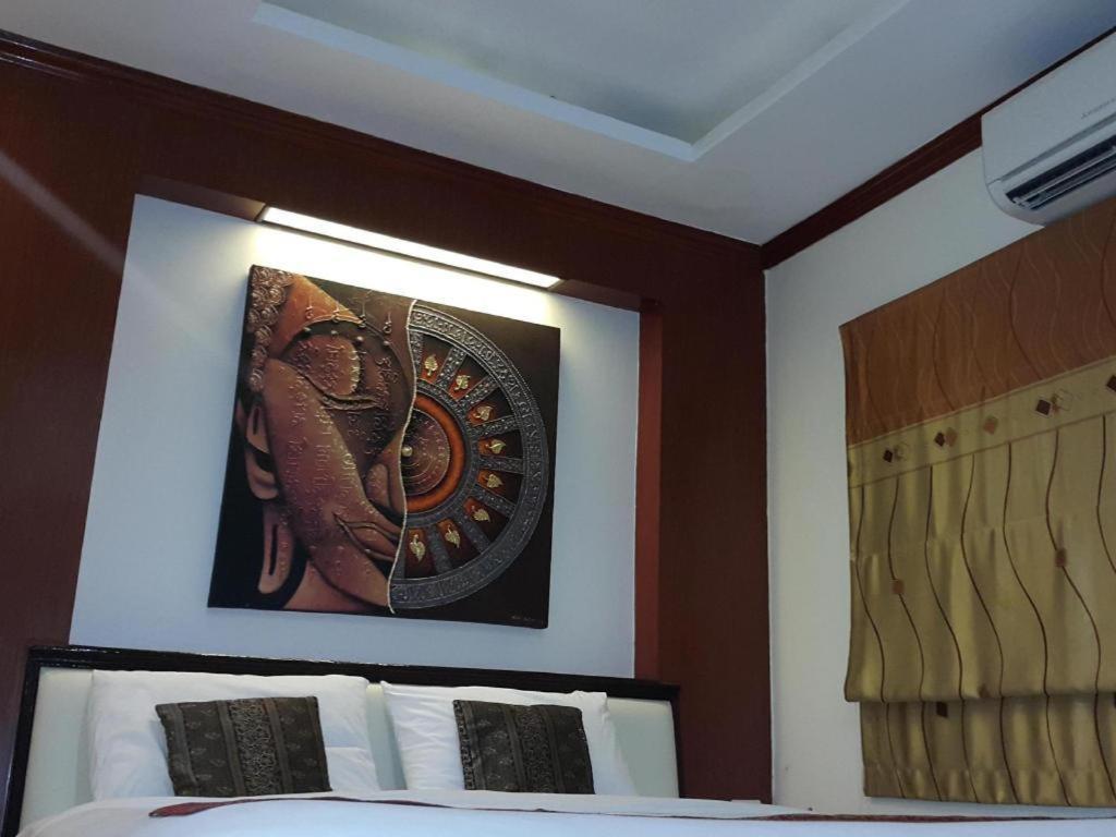Hotel Ilmare Place