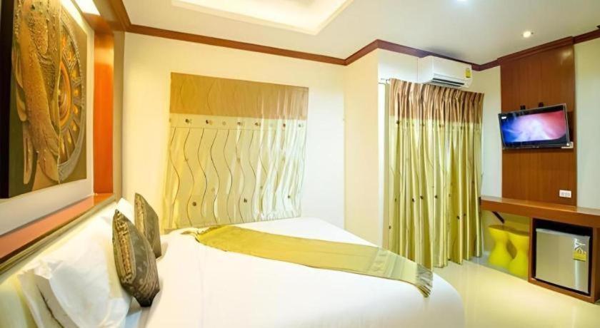 Ilmare Place Hotel